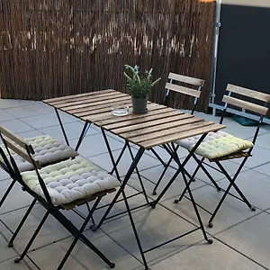 High 5 Apartment